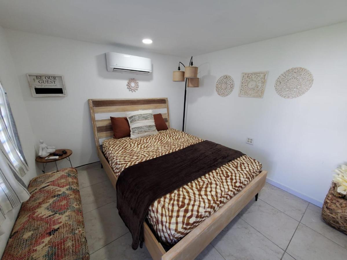 Aguadilla Breeze Apt In Gated Complex 8 Minute Walk To Crashboat Beach Luaran gambar